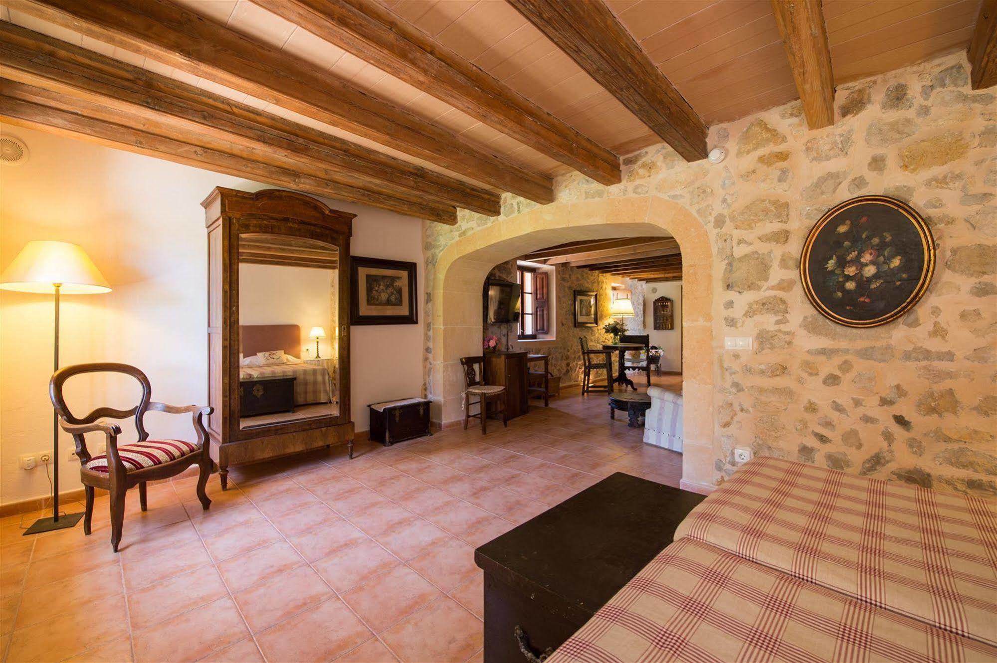 Ecoagroturismo Feliu 4* Porreras